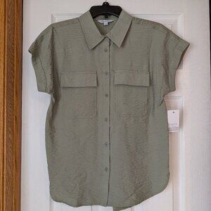 Ophelia Roe Women’s Small Sage Green Shirt Sleeve Utility Button Shirt NWT